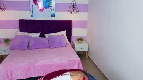 Snapshot of scarlett__bell chatting on 06-10-26, 11:42 Scarlett online show from 06-10-26, 11:42