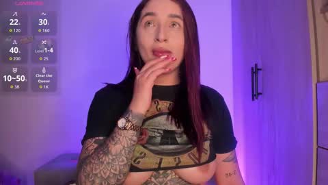 SCARLETT COLLINS online show from 02-14-26, 05:48