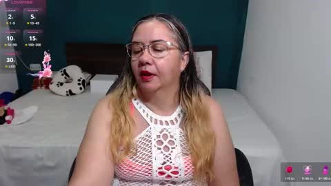 Scarlett  online show from 10-10-25, 07:46