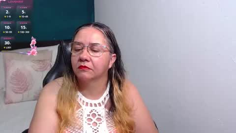 Scarlett  online show from 10-19-25, 02:12