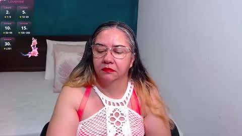Scarlett  online show from 10-19-25, 10:21