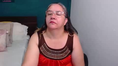 Scarlett  online show from 12-21-25, 09:05