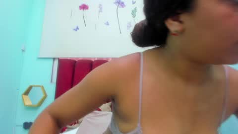 Snapshot of scarlett_fox20 chatting on 05-22-26, 11:27 scarlett_fox20 online show from 05-22-26, 11:27