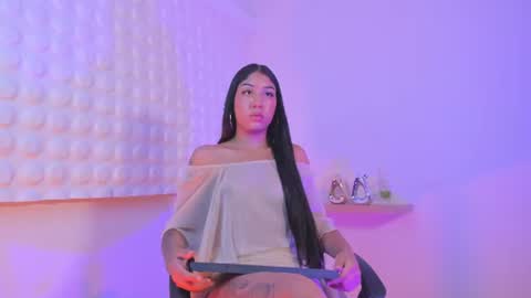 Snapshot of scarlett_fox_atelier chatting on 07-01-26, 01:02 scarlett_fox_atelier online show from 07-01-26, 01:02