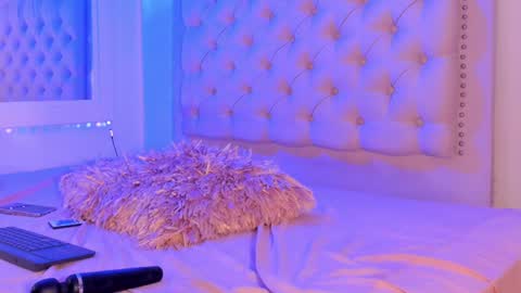 Snapshot of scarlett_grand chatting on 03-08-25, 08:35 Scarlett Grand online show from 03-08-25, 08:35