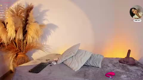 Snapshot of scarlett_keitt chatting on 06-16-26, 11:13 scarlet online show from 06-16-26, 11:13