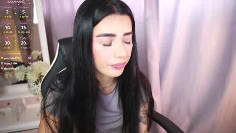 Snapshot of scarlett_keller7 chatting on 11-24-25, 08:41 Lauren Scarlett online show from 11-24-25, 08:41