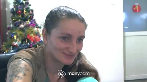 Snapshot of scarlett_queen01 chatting on 01-09-25, 06:38 scarlett_queen01 online show from 01-09-25, 06:38