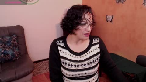 Snapshot of scarlett_sax chatting on 02-06-25, 02:22 Scarlett sax online show from 02-06-25, 02:22