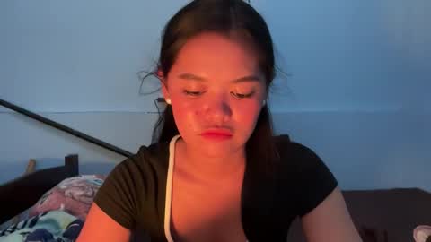 Snapshot of scarlett_snow0 chatting on 09-20-25, 05:19 Scarlett online show from 09-20-25, 05:19