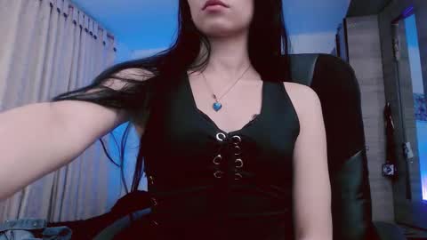 Snapshot of scarlett_vonrose chatting on 09-12-25, 07:36 Scarlett Von Rose online show from 09-12-25, 07:36