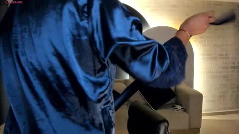 Scarlett online show from 12-16-25, 10:53