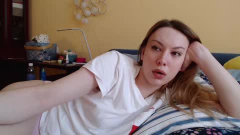 Snapshot of scarlettford chatting on 02-26-25, 01:08 Scarlett online show from 02-26-25, 01:08