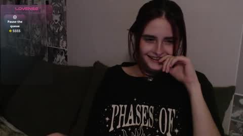 Scarlett online show from 12-20-25, 10:06