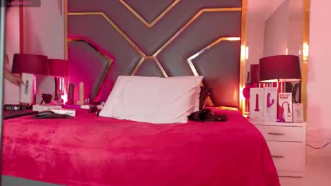 Scarlett Hot online show from 11-23-25, 12:16