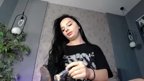 scarlettjakobs online show from 04-23-26, 03:52