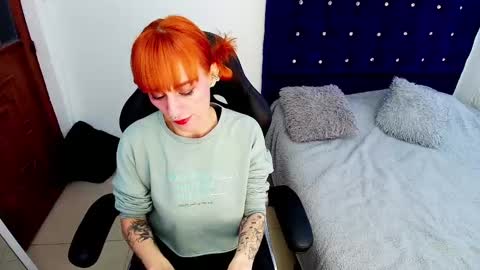 Scarlett online show from 09-15-25, 01:11