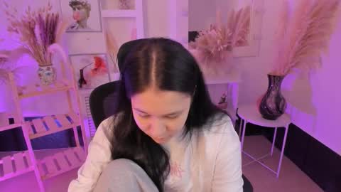 Snapshot of scarlettmurr chatting on 10-17-25, 07:00 scarlettmurr online show from 10-17-25, 07:00