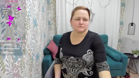 Snapshot of scarlettsoft chatting on 01-14-25, 12:14 Scarlett online show from 01-14-25, 12:14