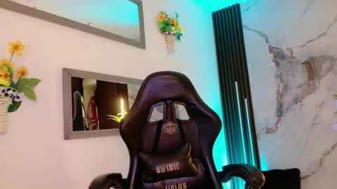 scarlettt_jones online show from 07-26-26, 05:42
