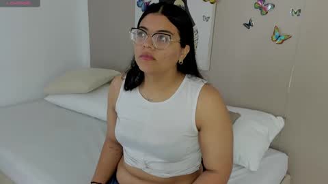 Snapshot of scarlettwhitmore chatting on 10-05-25, 03:16 Scarlett Whitmore online show from 10-05-25, 03:16