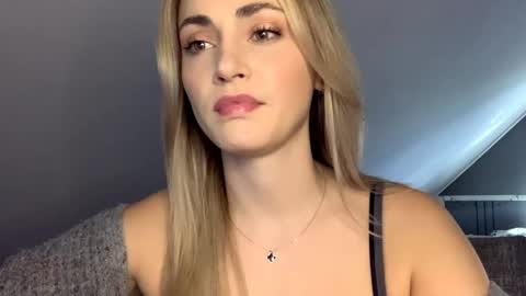 ScarlettxBlonde online show from 04-21-26, 02:23