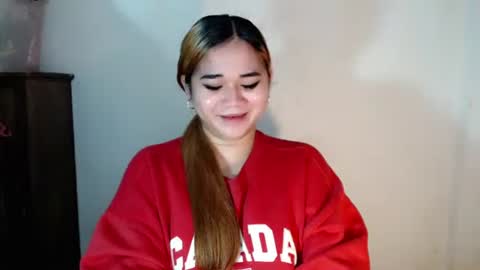 Snapshot of scarletvamp chatting on 11-14-25, 09:57 scarletvamp online show from 11-14-25, 09:57