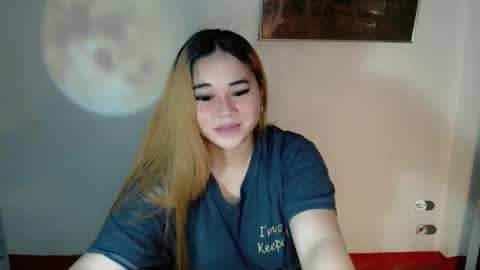 Snapshot of scarletvamp chatting on 11-27-25, 11:40 scarletvamp online show from 11-27-25, 11:40