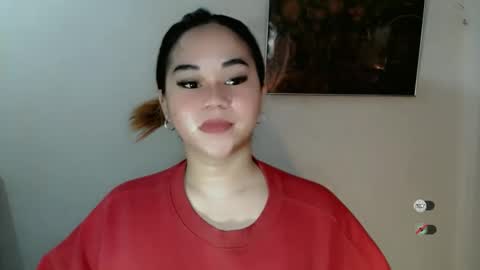 Snapshot of scarletvamp chatting on 12-01-25, 02:11 scarletvamp online show from 12-01-25, 02:11