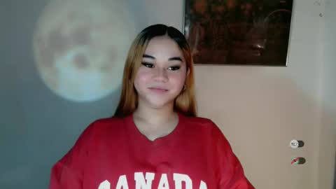 Snapshot of scarletvamp chatting on 12-02-25, 07:20 scarletvamp online show from 12-02-25, 07:20