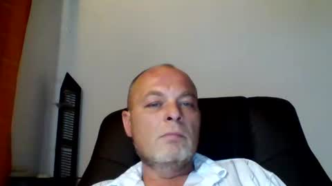schnibschnab online show from 10-11-25, 01:38