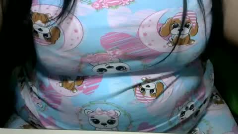 Snapshot of schoco_milf chatting on 06-17-26, 12:50 mai latina online show from 06-17-26, 12:50