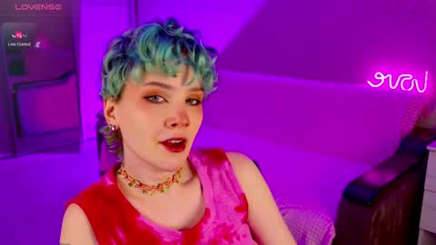 Snapshot of school_love chatting on 12-18-24, 01:34 Rina online show from 12-18-24, 01:34