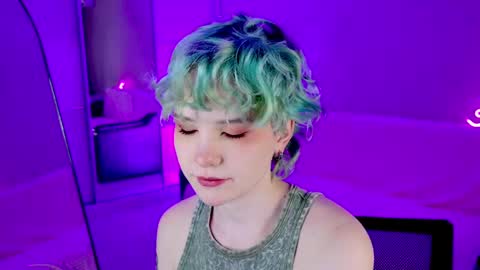 Snapshot of school_love chatting on 01-23-25, 01:13 Rina online show from 01-23-25, 01:13