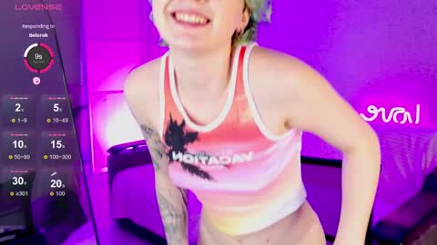 Snapshot of school_love chatting on 01-27-25, 01:09 Rina online show from 01-27-25, 01:09