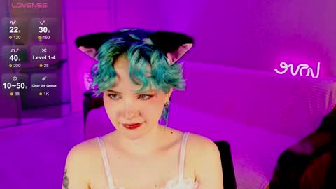 Snapshot of school_love chatting on 02-13-25, 01:26 Rina online show from 02-13-25, 01:26