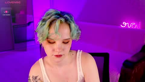 Snapshot of school_love chatting on 03-10-25, 04:14 Rina online show from 03-10-25, 04:14