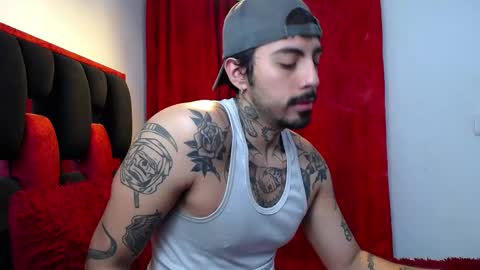Snapshot of scockpion_ chatting on 04-28-26, 09:25 Alejandro help me to reach 200 thumps up online show from 04-28-26, 09:25