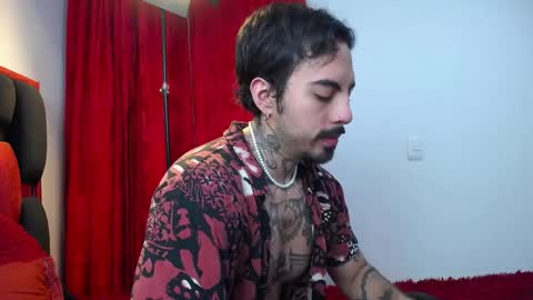 Snapshot of scockpion_ chatting on 05-02-26, 08:30 Alejandro help me to reach 200 thumps up online show from 05-02-26, 08:30