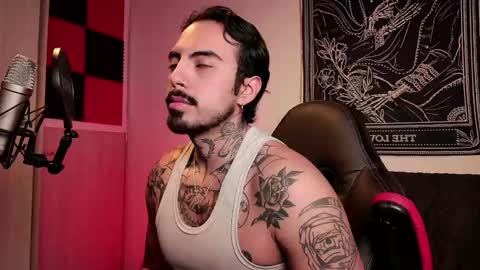 Snapshot of scockpion_ chatting on 06-07-26, 09:24 Alejandro help me to reach 200 thumps up online show from 06-07-26, 09:24