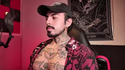 Snapshot of scockpion_ chatting on 06-08-26, 06:14 Alejandro help me to reach 200 thumps up online show from 06-08-26, 06:14