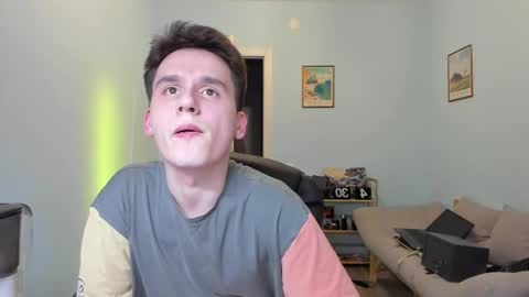 Snapshot of scooby_r chatting on 03-06-25, 03:13 Thomas brunette and Alex blond online show from 03-06-25, 03:13