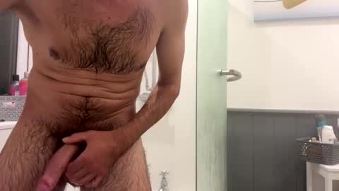 Snapshot of scorgy88 chatting on 10-19-25, 06:52 scorgy88 online show from 10-19-25, 06:52