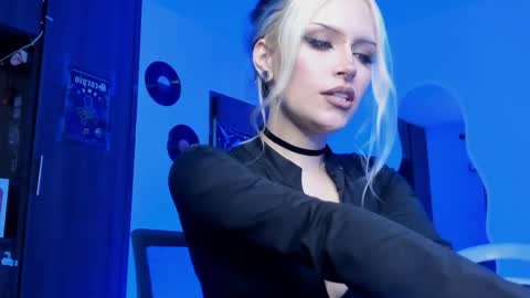 Goddess online show from 04-12-26, 02:16