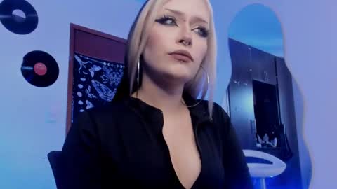 Snapshot of scorpiogyal chatting on 11-27-25, 04:20 Goddess online show from 11-27-25, 04:20