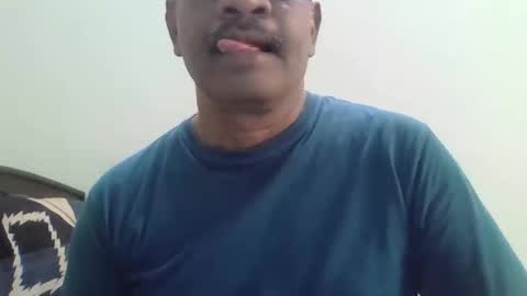 Snapshot of scorpion71007 chatting on 10-14-25, 04:46 Scorpio online show from 10-14-25, 04:46