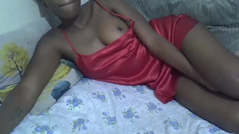 Snapshot of scorviaamanda254 chatting on 12-14-24, 04:45 Its Lilly online show from 12-14-24, 04:45