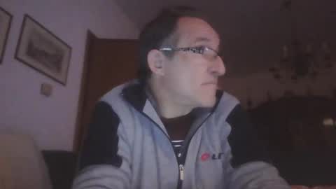 scotchwhieskie online show from 01-12-25, 10:43