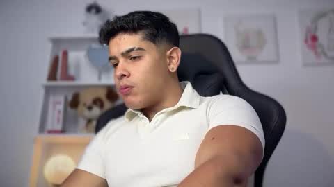 Andrew Flintt online show from 12-21-25, 12:40