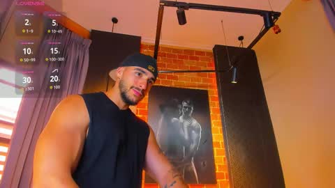 Scottfischer  online show from 11-20-25, 07:24